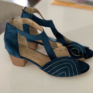 Joyfolie Ophelia dress shoes girls size 4Y